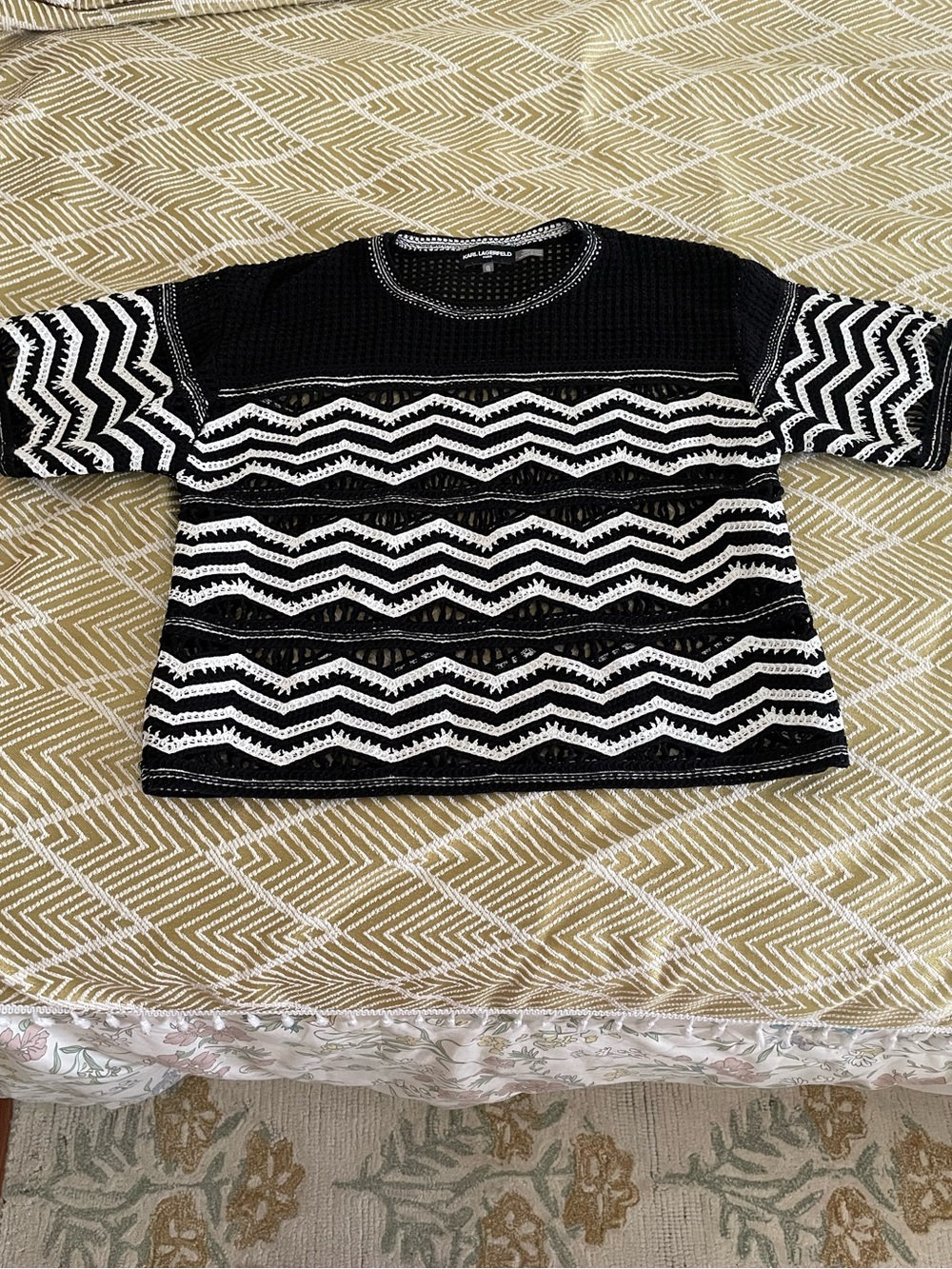 Karl Lagerfeld Black and White Chevron Knit Crewneck Sweater